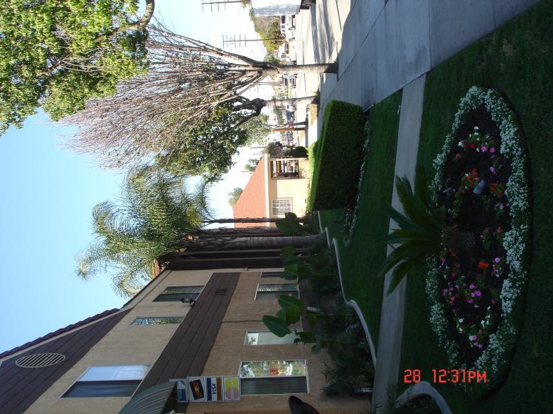Rivera Inn & Suites Motel Pico Rivera Bagian luar foto