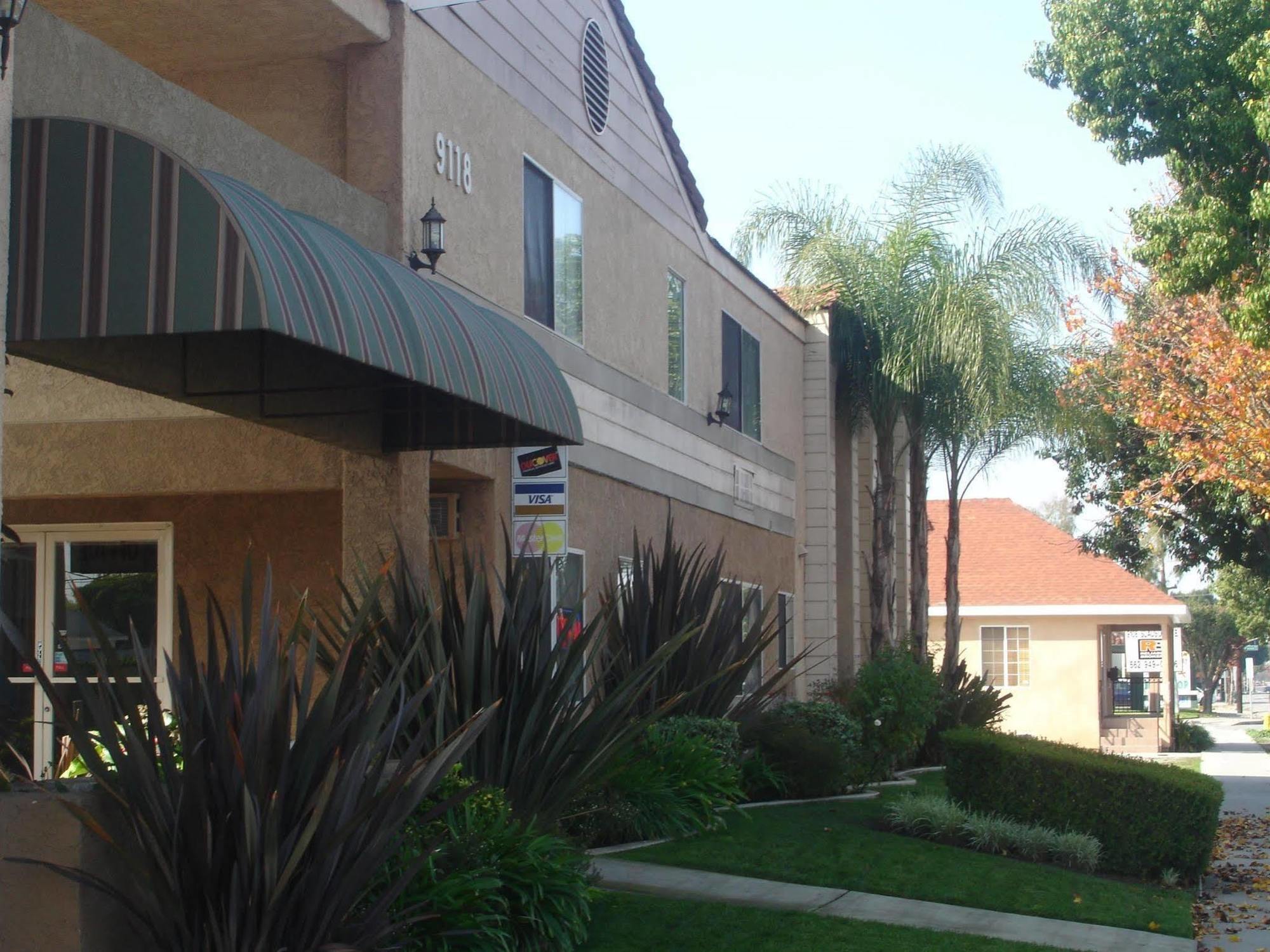Rivera Inn & Suites Motel Pico Rivera Bagian luar foto
